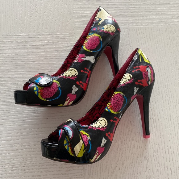 ❤️ NEW - ‘Glamour Guts’ Shoes by IRON FIST ❤️ - Picture 5 of 16